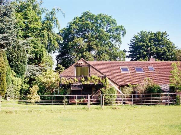Uplands Appartement Compton  Buitenkant foto